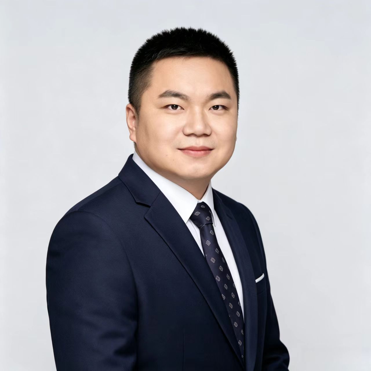 李尚真